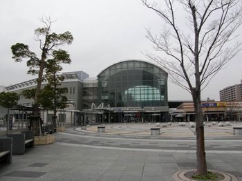 357-10 高松駅.JPG
